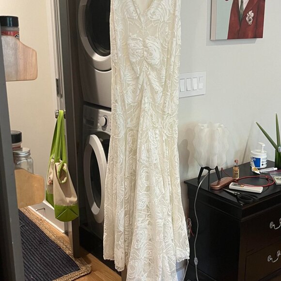 Grace Loves Lace - Clo gown - Picture 4 of 12